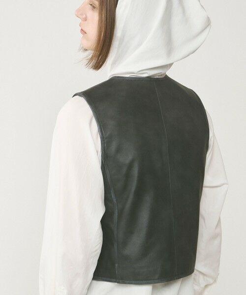 GRACE CONTINENTAL / グレースコンチネンタル ノーカラージャケット | レザーショートジレジャケット | 詳細3