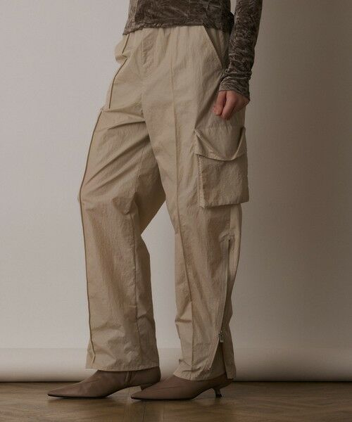 GRACE CONTINENTAL / グレースコンチネンタル その他パンツ | ナイロンジップカーゴパンツ | 詳細17