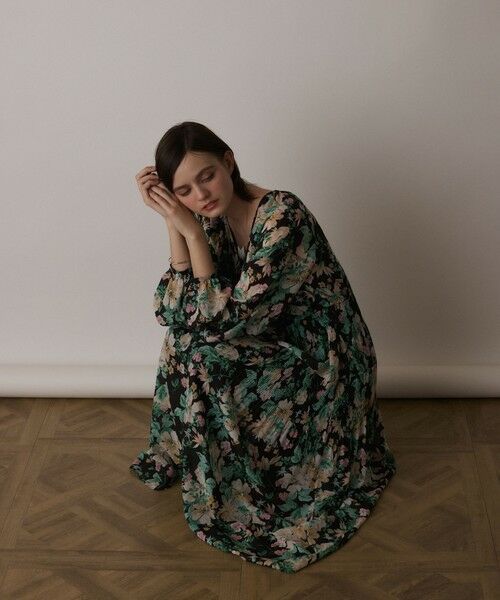 GRACE CONTINENTAL / グレースコンチネンタル ロング・マキシ丈ワンピース | フラワープリントカフタンドレス | 詳細12