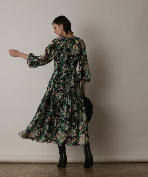 グレースコンチネンタル★美品★カフタンプリントロングワンピース★サイズ36 GRACE CONTINENTAL - グレースコンチネンタルカフタン刺繍ロング