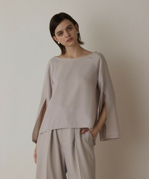 GRACE CONTINENTAL/グレースコンチネンタル スリットスリーブトップ ベージュ 38 GRACE CONTINENTAL/グレースコンチネンタル スリットスリーブトップ ベージュ 38
