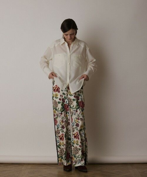GRACE CONTINENTAL / グレースコンチネンタル その他パンツ | アンティークフラワープリントパンツ | 詳細1