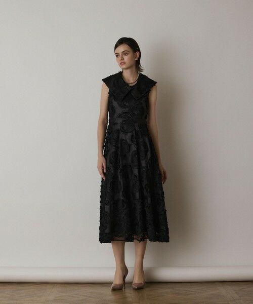 GRACE CONTINENTAL/グレースコンチネンタル ローズ刺繍ワンピース ブラック 36 GRACE CONTINENTAL/グレースコンチネンタル ローズ刺繍ワンピース ブラック 36