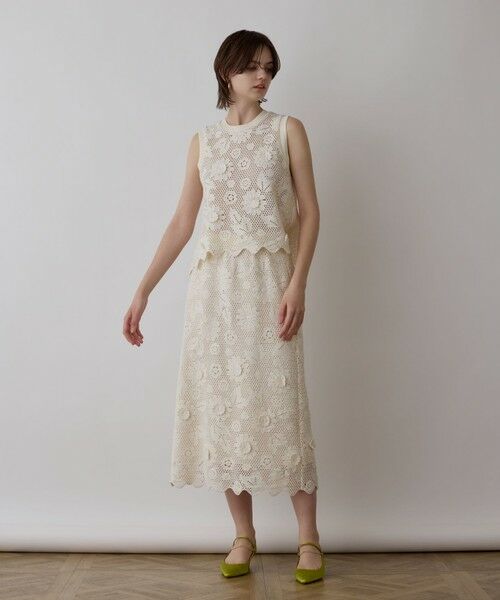 GRACE CONTINENTAL / グレースコンチネンタル ロング・マキシ丈スカート | クロシュ刺繍スカート | 詳細1