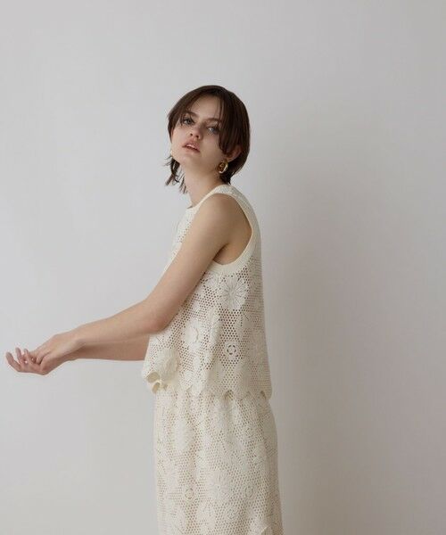 GRACE CONTINENTAL / グレースコンチネンタル カットソー | クロシュ刺繍トップ | 詳細1