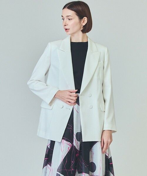 GRACE CONTINENTAL/グレースコンチネンタル サイドベンツジャケット ホワイト 36 GRACE CONTINENTAL/グレースコンチネンタル サイドベンツジャケット ホワイト 36