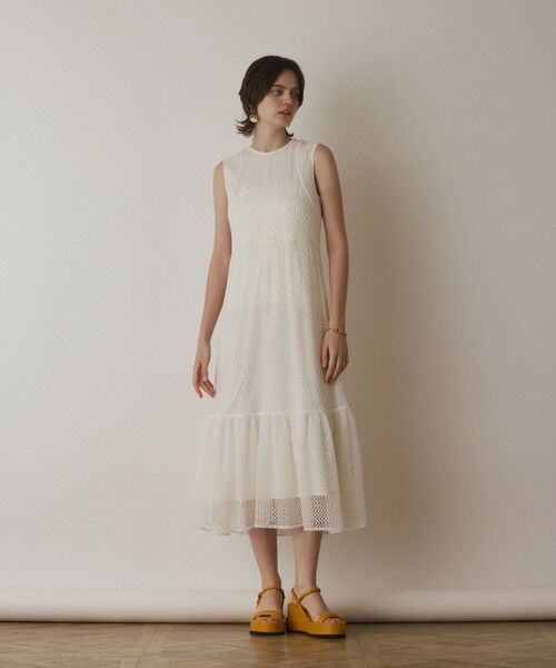GRACE CONTINENTAL/グレースコンチネンタル メッシュロングワンピース ホワイト 38 GRACE CONTINENTAL/グレースコンチネンタル メッシュロングワンピース ホワイト 38