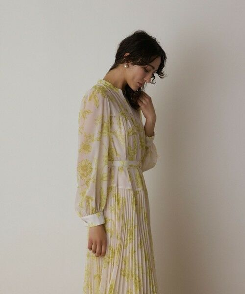 GRACE CONTINENTAL / グレースコンチネンタル ロング・マキシ丈ワンピース | フラワープリントプリーツワンピース | 詳細16