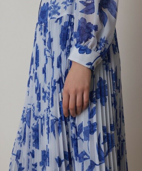 GRACE CONTINENTAL / グレースコンチネンタル ロング・マキシ丈ワンピース | フラワープリントプリーツワンピース | 詳細26