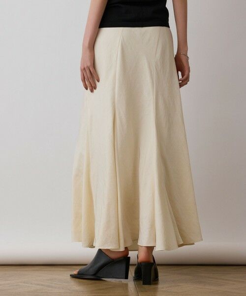 GRACE CONTINENTAL / グレースコンチネンタル ミニ・ひざ丈スカート | シルキーマーメイドスカート | 詳細4