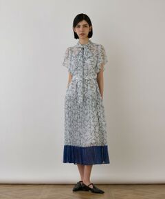 GRACE CONTINENTAL / グレースコンチネンタル ロング・マキシ丈ワンピース | ボウタイプリーツプリントワンピース