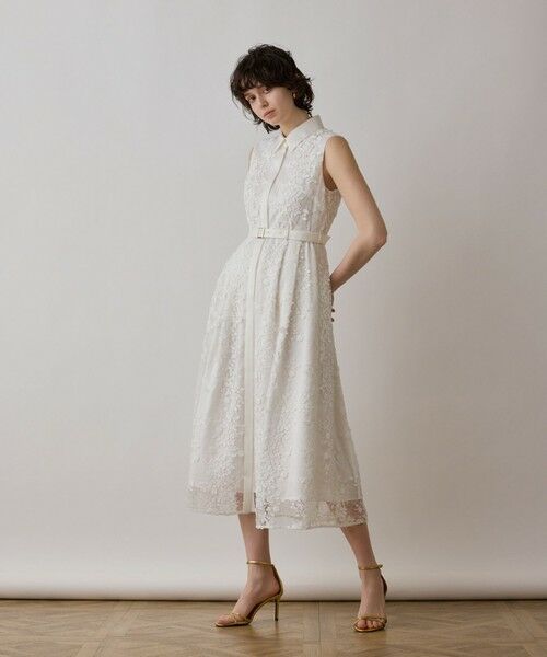 GRACE CONTINENTAL/グレースコンチネンタル フラワーライン刺繍ワンピース ホワイト 38 GRACE CONTINENTAL/グレースコンチネンタル フラワーライン刺繍ワンピース ホワイト 38