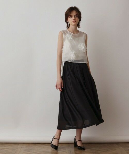 GRACE CONTINENTAL / グレースコンチネンタル その他トップス | メッシュフラワートップ | 詳細1