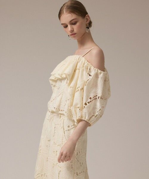 GRACE CONTINENTAL / グレースコンチネンタル その他トップス | カットワークオフショルトップ | 詳細2