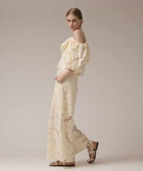 GRACE CONTINENTAL / グレースコンチネンタル その他トップス | カットワークオフショルトップ | 詳細4