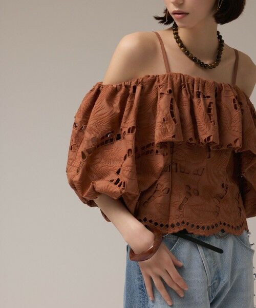 GRACE CONTINENTAL / グレースコンチネンタル その他トップス | カットワークオフショルトップ | 詳細13