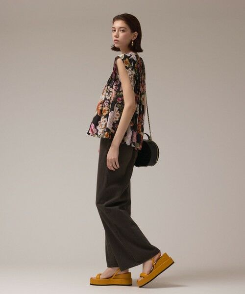 GRACE CONTINENTAL / グレースコンチネンタル シャツ・ブラウス | フラワープリントタックブラウス | 詳細15