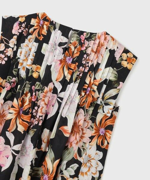 GRACE CONTINENTAL / グレースコンチネンタル シャツ・ブラウス | フラワープリントタックブラウス | 詳細18