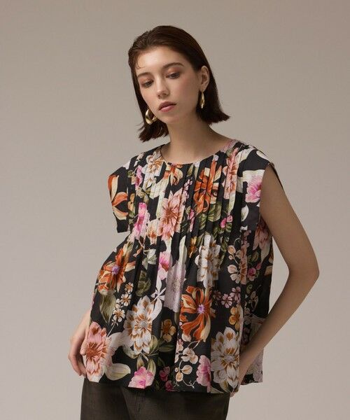 GRACE CONTINENTAL / グレースコンチネンタル シャツ・ブラウス | フラワープリントタックブラウス | 詳細7