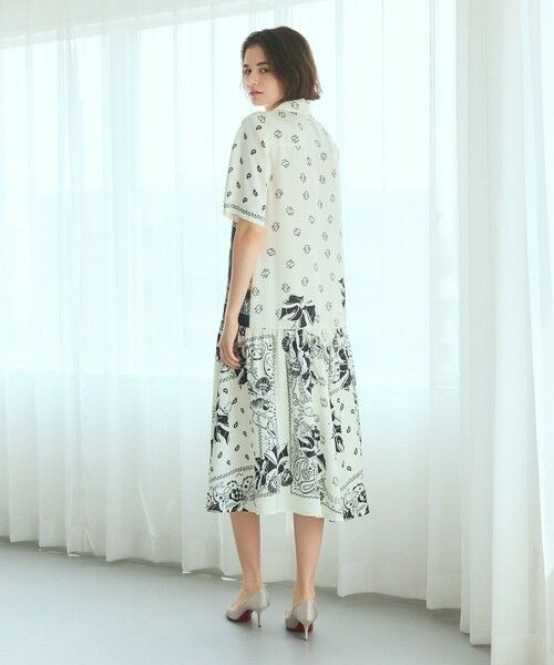 GRACE CONTINENTAL / グレースコンチネンタル ミニ丈・ひざ丈ワンピース | バンダナプリントシャツドレス | 詳細1