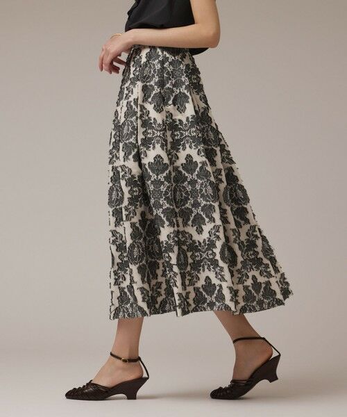 GRACE CONTINENTAL / グレースコンチネンタル ロング・マキシ丈スカート | ダマスクジャガードタックスカート | 詳細3