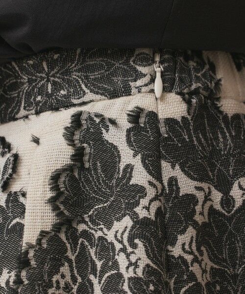 GRACE CONTINENTAL / グレースコンチネンタル ロング・マキシ丈スカート | ダマスクジャガードタックスカート | 詳細5