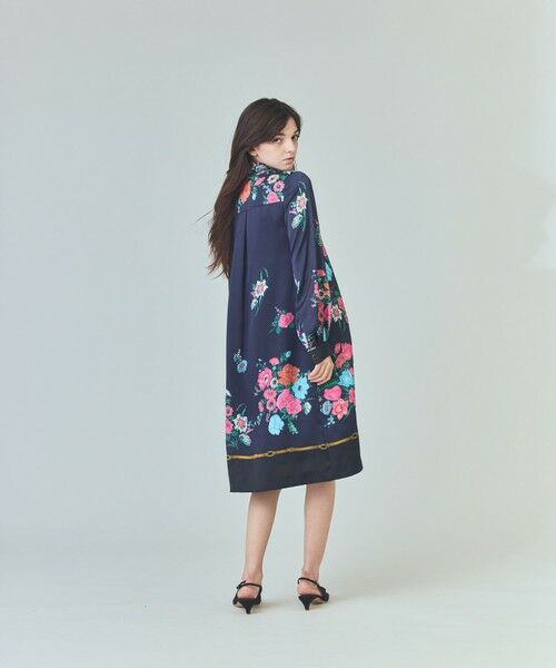 GRACE CONTINENTAL / グレースコンチネンタル ミニ丈・ひざ丈ワンピース | ボタニカルスカーフプリントワンピース | 詳細11