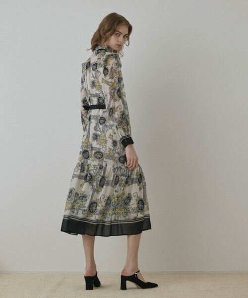 GRACE CONTINENTAL / グレースコンチネンタル ロング・マキシ丈ワンピース | オーナメントフラワープリントワンピース | 詳細2