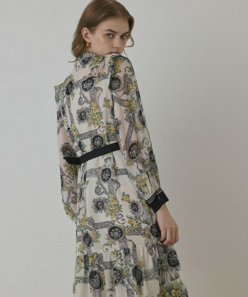 GRACE CONTINENTAL / グレースコンチネンタル ロング・マキシ丈ワンピース | オーナメントフラワープリントワンピース | 詳細6