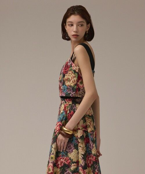 GRACE CONTINENTAL / グレースコンチネンタル その他トップス | アンティークフラワーベアトップ | 詳細1