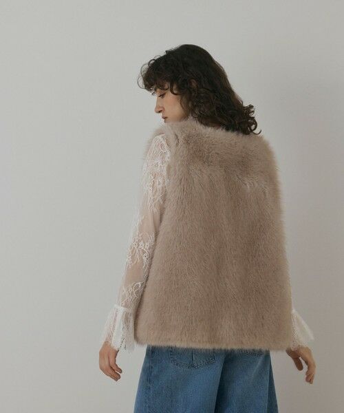 GRACE CONTINENTAL / グレースコンチネンタル その他アウター | フェイクフォックスファ−ベスト | 詳細3