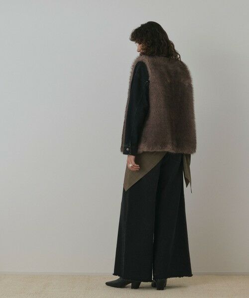 GRACE CONTINENTAL / グレースコンチネンタル その他アウター | フェイクフォックスファ−ベスト | 詳細10