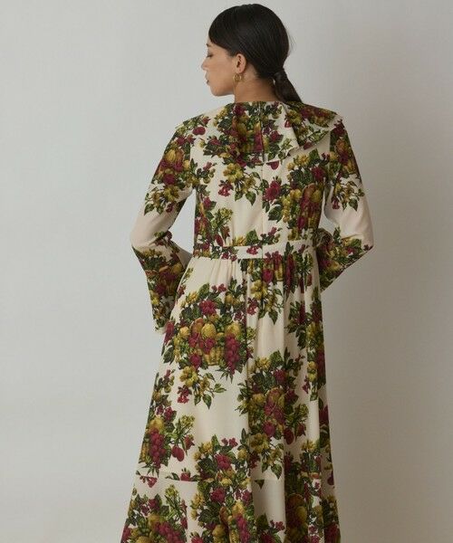 GRACE CONTINENTAL / グレースコンチネンタル ロング・マキシ丈ワンピース | ボタニカルベリープリントワンピース | 詳細5