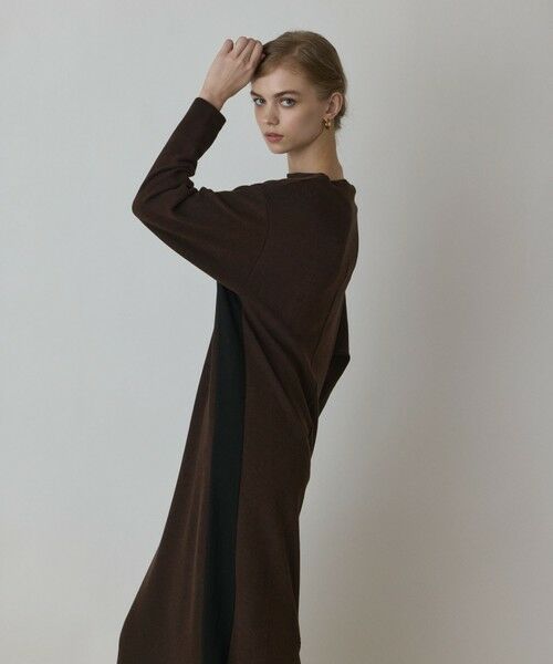 GRACE CONTINENTAL / グレースコンチネンタル ロング・マキシ丈ワンピース | バイカラーカットワンピース | 詳細13