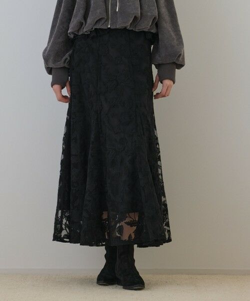 GRACE CONTINENTAL / グレースコンチネンタル ロング・マキシ丈スカート | エンブロイダリーフレアスカート | 詳細10