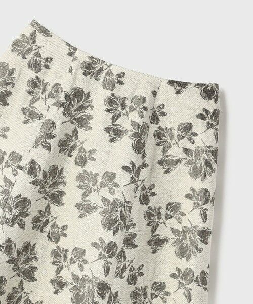 GRACE CONTINENTAL / グレースコンチネンタル ロング・マキシ丈スカート | ラメフラワージャガードフレアスカート | 詳細11