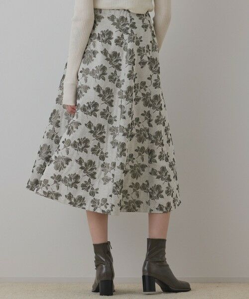 GRACE CONTINENTAL / グレースコンチネンタル ロング・マキシ丈スカート | ラメフラワージャガードフレアスカート | 詳細5