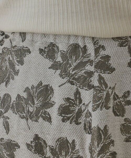 GRACE CONTINENTAL / グレースコンチネンタル ロング・マキシ丈スカート | ラメフラワージャガードフレアスカート | 詳細8