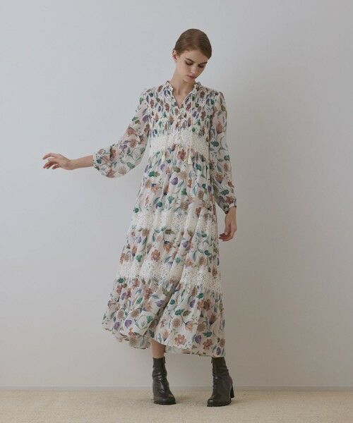 GRACE CONTINENTAL / グレースコンチネンタル ロング・マキシ丈ワンピース | サラサプリントティアードワンピース | 詳細1