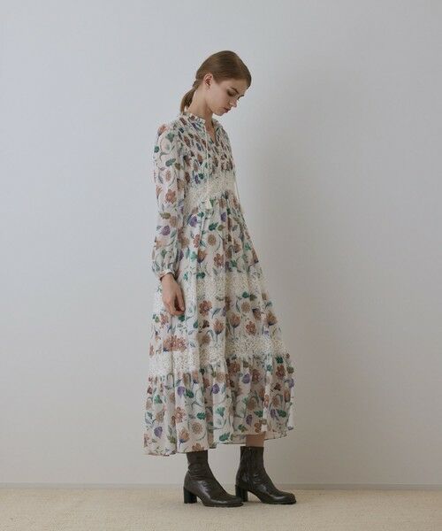 GRACE CONTINENTAL / グレースコンチネンタル ロング・マキシ丈ワンピース | サラサプリントティアードワンピース | 詳細3