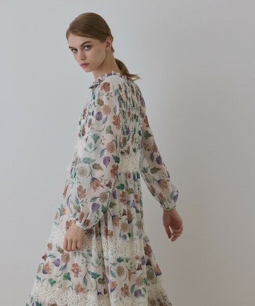 GRACE CONTINENTAL / グレースコンチネンタル ロング・マキシ丈ワンピース | サラサプリントティアードワンピース | 詳細5