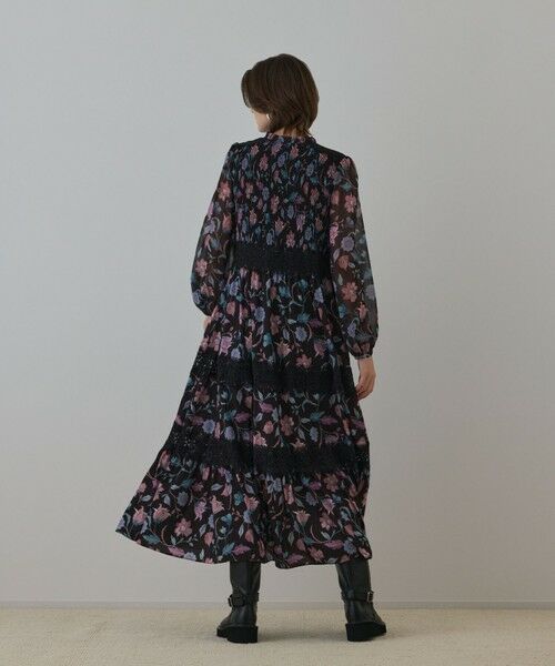 GRACE CONTINENTAL / グレースコンチネンタル ロング・マキシ丈ワンピース | サラサプリントティアードワンピース | 詳細10
