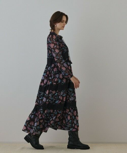 GRACE CONTINENTAL / グレースコンチネンタル ロング・マキシ丈ワンピース | サラサプリントティアードワンピース | 詳細11