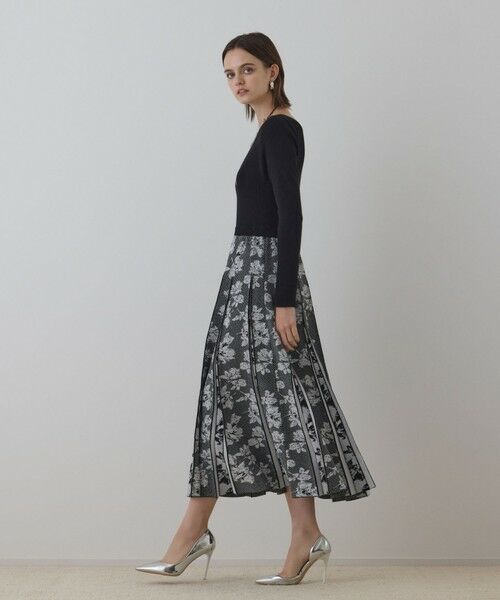 GRACE CONTINENTAL / グレースコンチネンタル ミニ丈・ひざ丈ワンピース | ラメモールニットジャガードワンピース | 詳細6