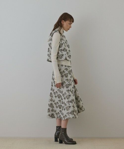 GRACE CONTINENTAL / グレースコンチネンタル ベスト | ラメフラワージャガードベスト | 詳細4