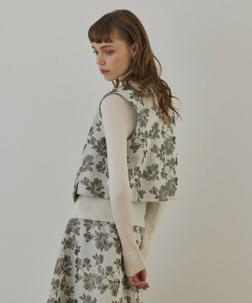 GRACE CONTINENTAL / グレースコンチネンタル ベスト | ラメフラワージャガードベスト | 詳細5