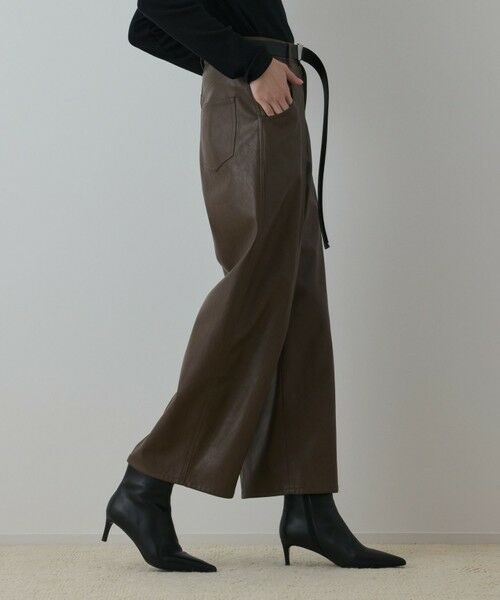 GRACE CONTINENTAL / グレースコンチネンタル その他パンツ | カーブフェイクレザーパンツ | 詳細3