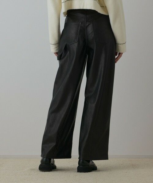 GRACE CONTINENTAL / グレースコンチネンタル その他パンツ | カーブフェイクレザーパンツ | 詳細14
