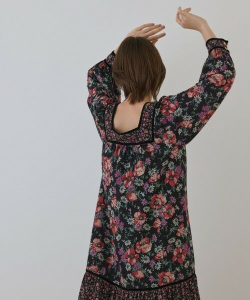 GRACE CONTINENTAL / グレースコンチネンタル ロング・マキシ丈ワンピース | ボタニカルティアードワンピース | 詳細18