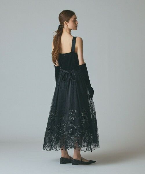 GRACE CONTINENTAL / グレースコンチネンタル ドレス | ドットフラワーembドレス | 詳細2